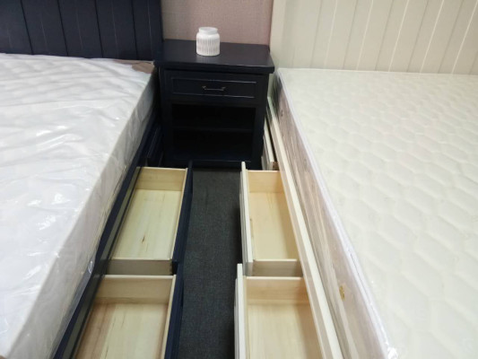 Classic s Double bed Beds Wood Bed Country House Style Real Wood