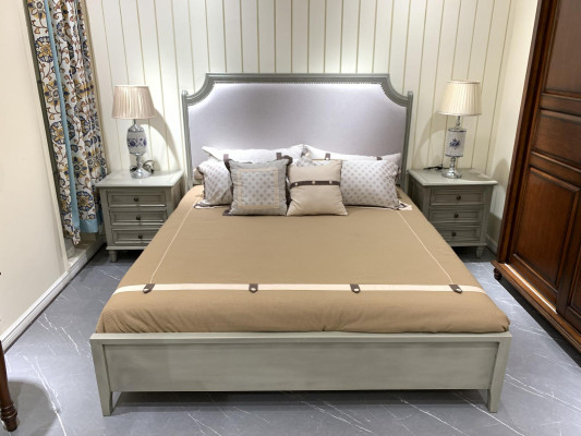 Premium Bedroom Set: Bed and Bedside tables made from natural wood in gray