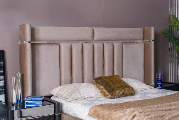 Luxury Bedroom Set Bed + 2x Bedside tables Wood Complete's Modern new