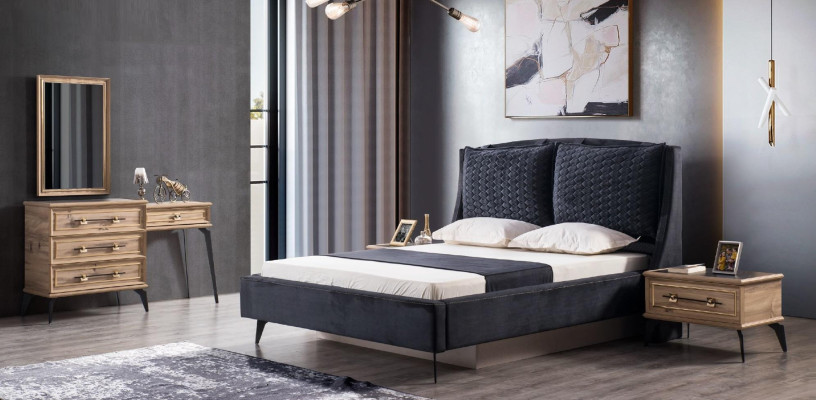 Bedroom Set 4-piece modern luxury bed 2 Bedside tables Chest of drawers INCLUDED