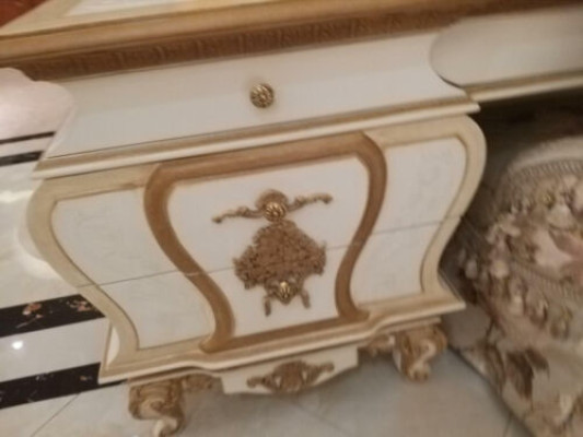 Rococo dressing table with magnificent carvings and gilding