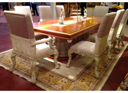 Elegant 8-piece chair complete set with richly decorated carvings