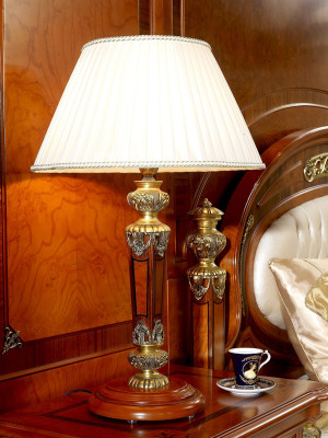 Complete's Bedroom Luxury Designer Antique Style Bed Dressing table Bedside tables
