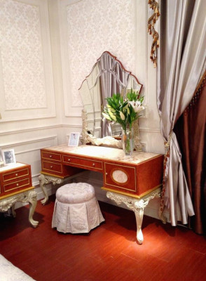 Premium bedroom furniture set with masterful craftsmanship