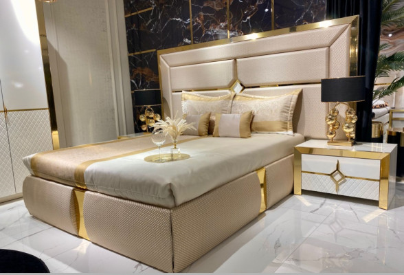 Luxury Bedroom Bedside table Beds Bed 3pcs. Complete Set Design Furnishings