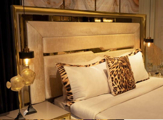 Shiny Bed Luxury Bedroom Set 2x Bedside table Beds Upholstery Furniture 3pcs.