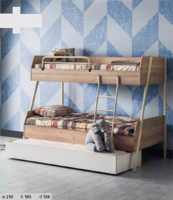 Triple bunk bed Double bunk bed with three sleeping spaces
