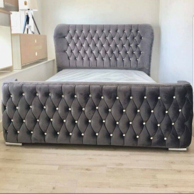 Chesterfield Design Bed Textile Leather Velvet Upholstery Hotel Beds Bedroom