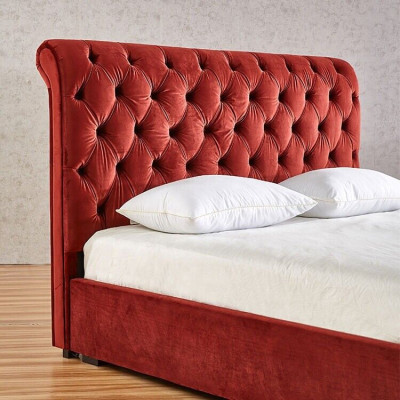 Royal red bedroom Chesterfield double bed upholstered beds luxury design