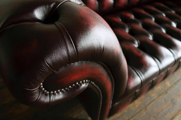 Bordaux Chesterfield three seater luxury living room 3 seater couch