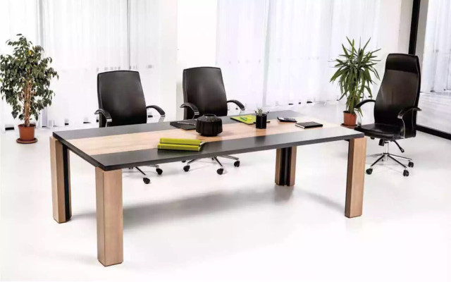 High-quality conference tables for efficient discussions and meetings
