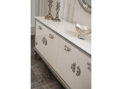 White Chest of drawers with practical drawers and elegant shelves