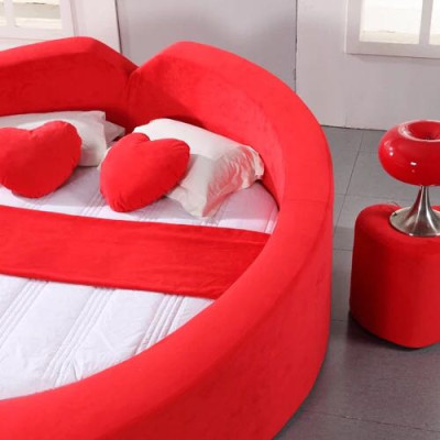 Designer bed in heart shape honeymoon bed luxury bed frame bed brothel