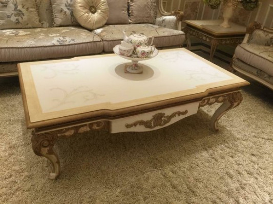 Elegant Designer Classic r Coffee table Side table Glass Sofa Living room Table