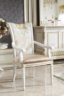 High-quality 4-seater chair group in Classic n Design with gold accents