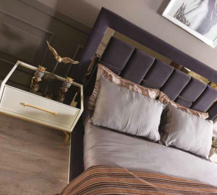 Bedroom Set Wardrobe Bedside tables Console Chest of drawers + Mirror