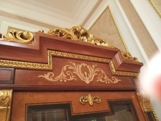 Display case Glass Wardrobe Living room Shop window decoration 1-door showcases Baroque