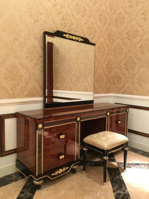 Dressing table with Mirror Luxury Console Chest of drawers Bedroom Baroque Rococo