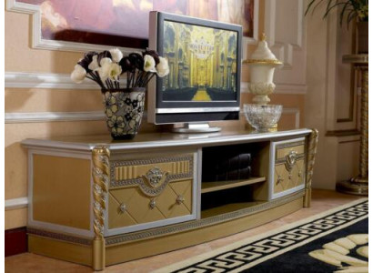 Sideboard TV Lowboard TV-cabinet XXL Wardrobe Table Living room Wood Classic Baroque S
