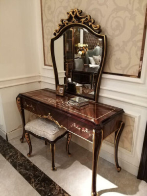 Dressing table with Mirror Luxury Console Chest of drawers Bedroom Table