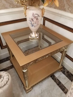Elegant Designer Classic r Coffee table Side table Sofa Living room Table Tables