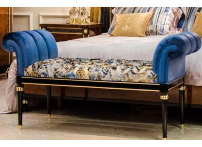 Elegant upholstered bench with classic flair and precise legs