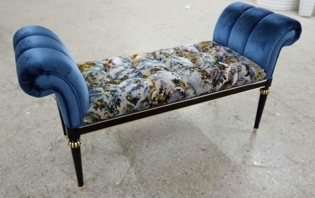 Elegant upholstered bench with classic flair and precise legs