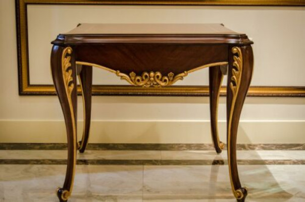 Elegant Designer Living room Classic r Table Coffee table Side table Sofa