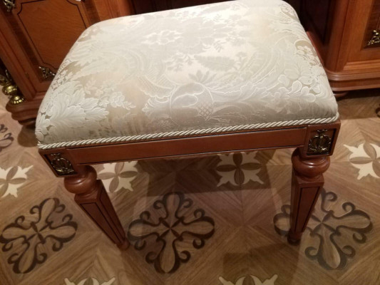 Stool Stool Seat Footstool Ottoman Pufa new Upholstered stool Stool Baroque new
