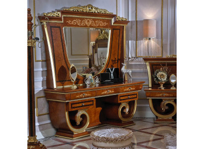 Elegant baroque-rococo dressing table with wood carvings and mirror