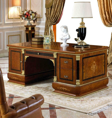 Elegant design antique style office desk Walstreet banker desks