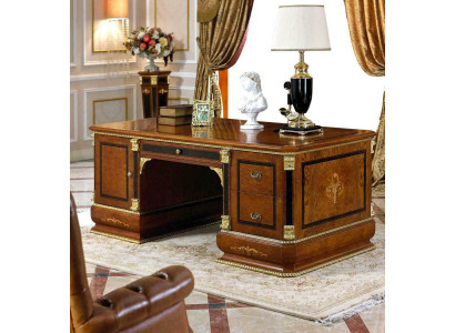 Elegant design antique style office desk Walstreet banker desks