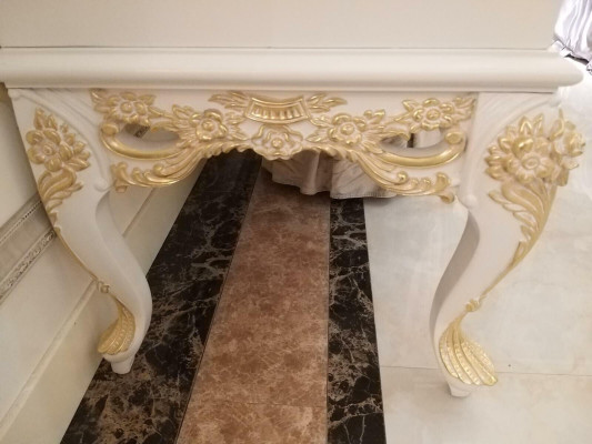 Luxurious Classic r Dressing table with Mirror and Stool